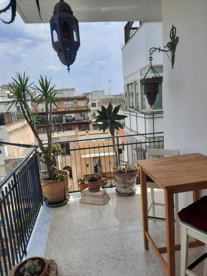 Confortevole Bari Esterno foto