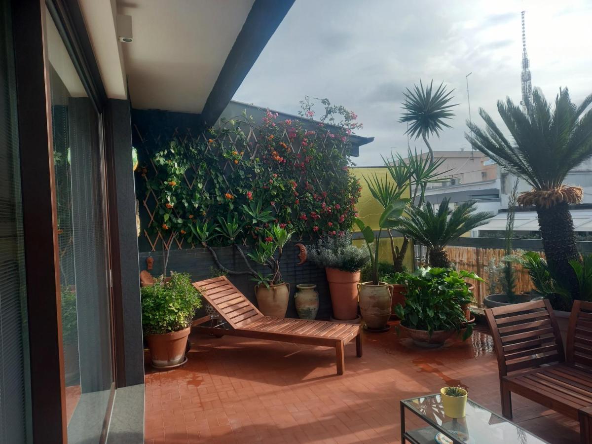 Confortevole Bari Esterno foto